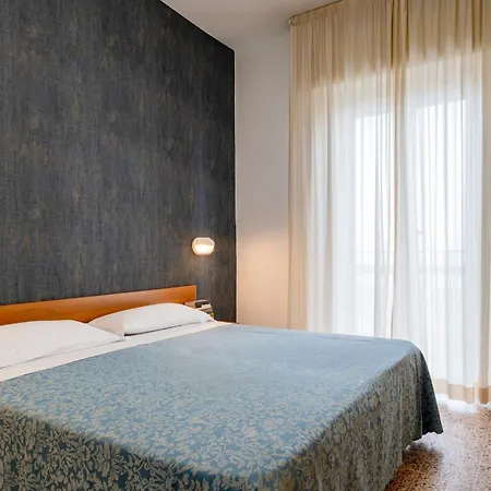 Atlas Hotel 3*